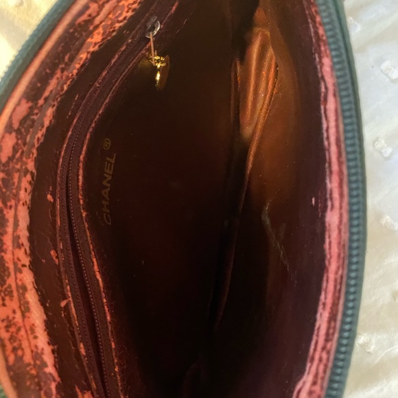 RARE Green Vintage Chanel leather bag! Authentic! - Picture 10 of 14